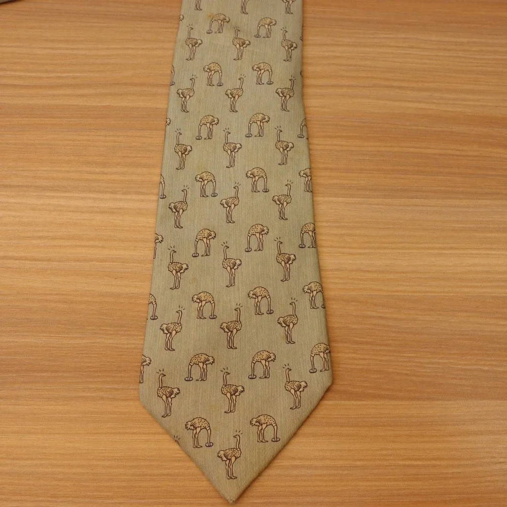 Vintage Hermes Paris Neck Tie Mens Slate Blue Ostrich Animal Print Silk FRANCE